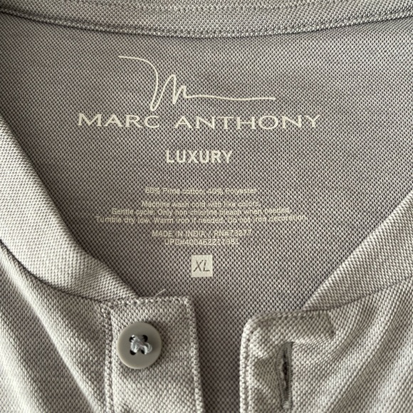 Mens T shirt - Picture 2 of 2